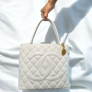 Vintage Chanel CC Timeless Medallion White Tote, 24k Gold (Circa 1997-1999)